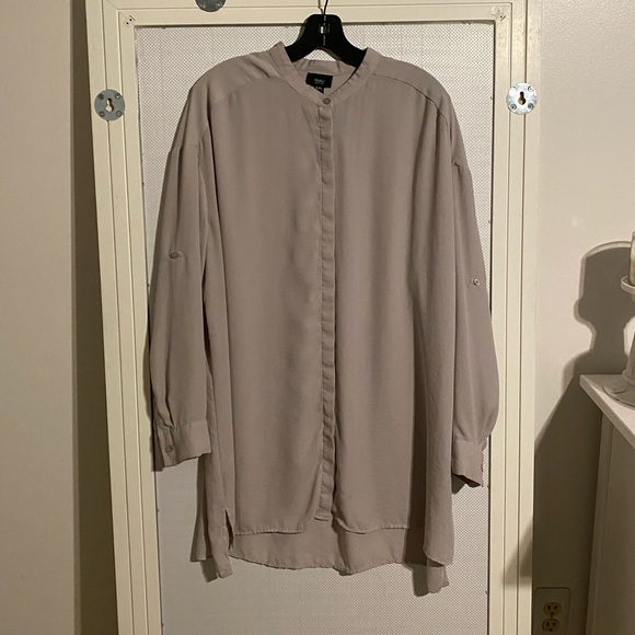 Target Mossimo Gray/Taupe Tunic Blouse - Picture 3 of 7